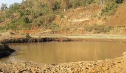 Cháu bé 8 tuổi chết đuối thương tâm trong lúc đi bắt cá